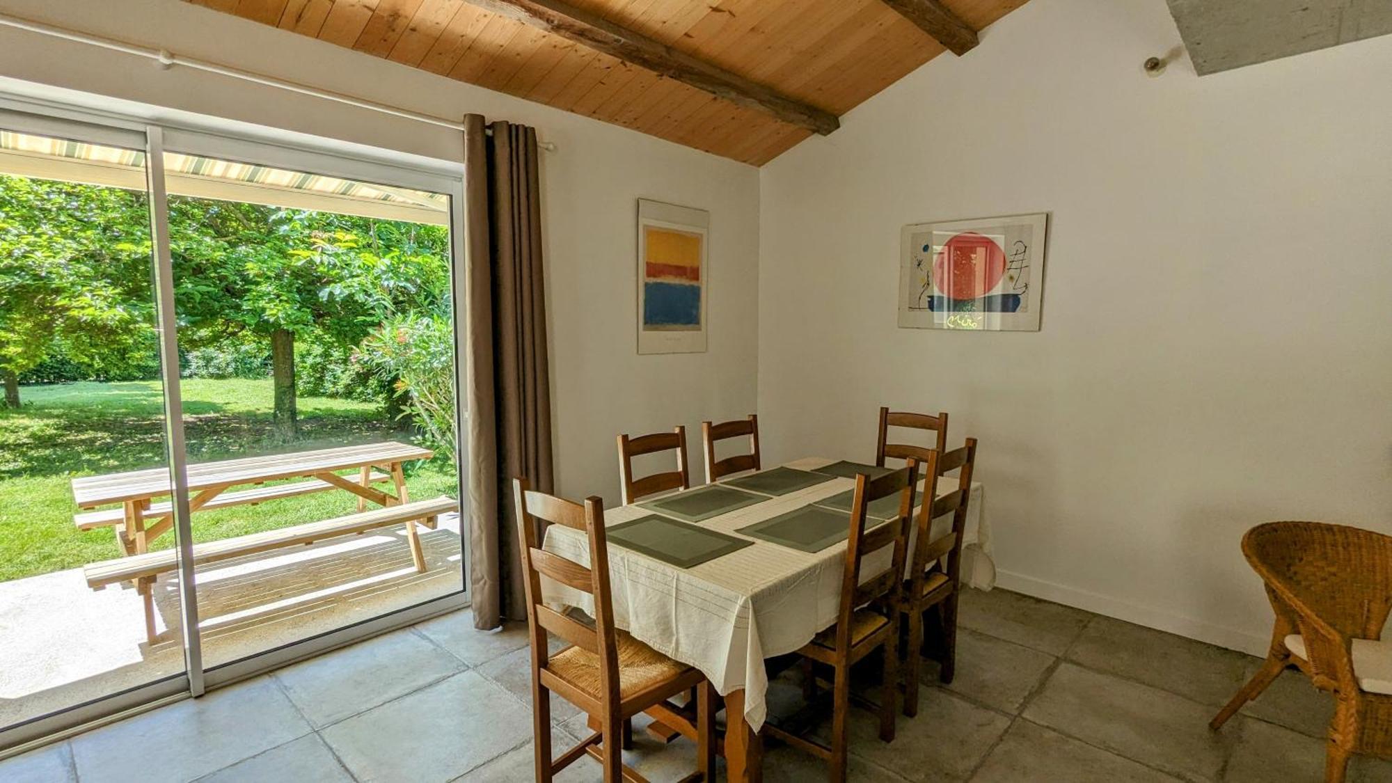 Rez-De-Jardin Independant Dans Ferme Maraichere Bio Avec Grand Jardin Privatif Clos Et Arbore Crest Luaran gambar